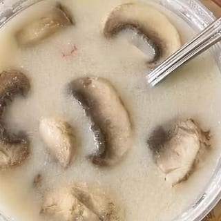 Tom Kha